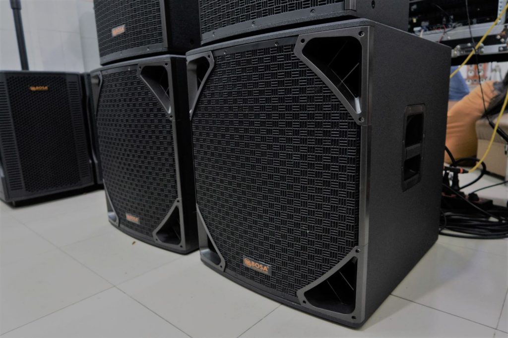 Loa Sub 5 Tac Bosa Vrx618a